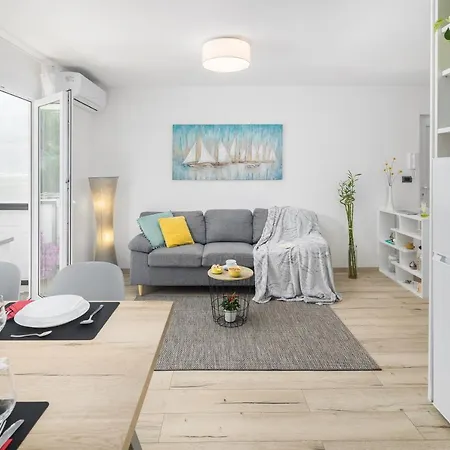 App***max Appartamento Pola